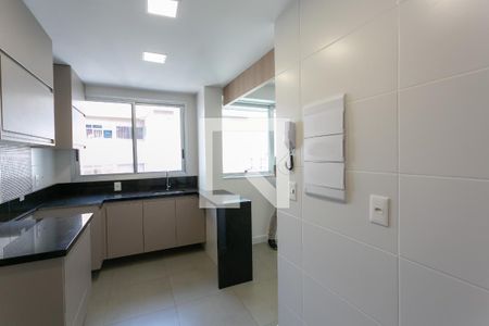 Apartamento para alugar com 75m², 2 quartos e 2 vagas Apartamento para alugar com 75m², 2 quartos e 2 vagasCozinha e Área de Serviço