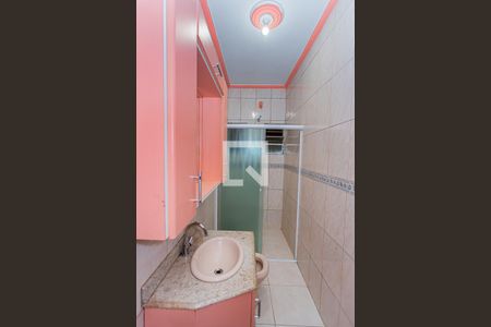 Banheiro de casa para alugar com 1 quarto, 40m² em Piqueri, São Paulo
