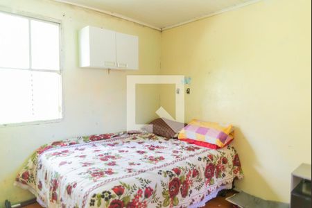 Quarto de casa de condomínio à venda com 2 quartos, 65m² em São José, Porto Alegre