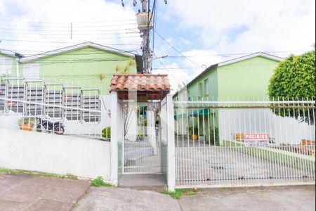 Casa de condomínio à venda com 65m², 2 quartos e 1 vagaFachada
