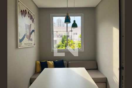 Apartamento à venda com 57m², 2 quartos e 1 vagaÁrea comum 