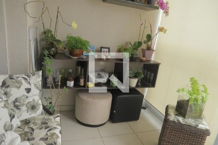 Apartamento à venda com 57m², 2 quartos e 1 vagaSacada