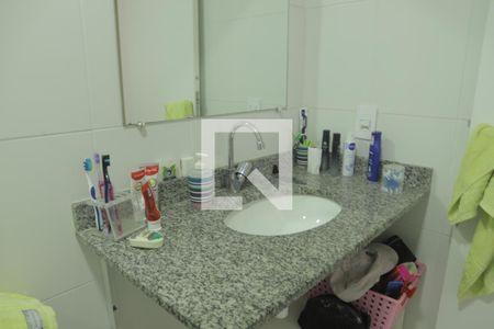 Apartamento à venda com 57m², 2 quartos e 1 vagaBanheiro da Suíte