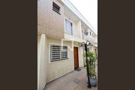 Casa de condomínio à venda com 51m², 2 quartos e 1 vagaFachada da Casa