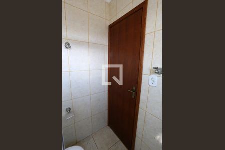 Casa de condomínio à venda com 51m², 2 quartos e 1 vagaBanheiro da Suíte 2