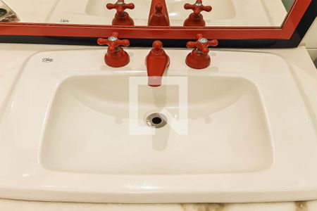 Apartamento para alugar com 180m², 4 quartos e 2 vagas Apartamento para alugar com 180m², 4 quartos e 2 vagasDetalhe da Suite 2