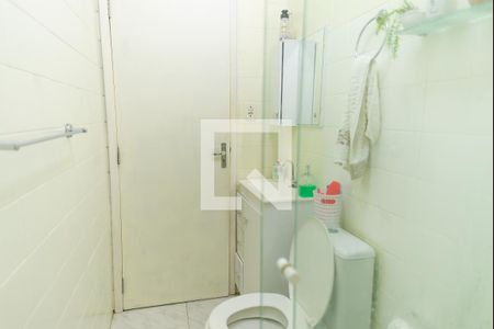 Casa à venda com 140m², 3 quartos e 2 vagas Casa à venda com 140m², 3 quartos e 2 vagasBanheiro