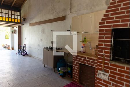 Casa à venda com 140m², 3 quartos e 2 vagas Casa à venda com 140m², 3 quartos e 2 vagasCorredor