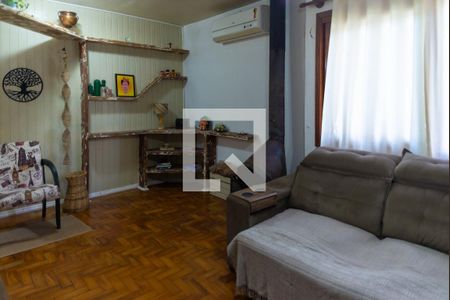 Sala de casa à venda com 3 quartos, 140m² em Cristal, Porto Alegre