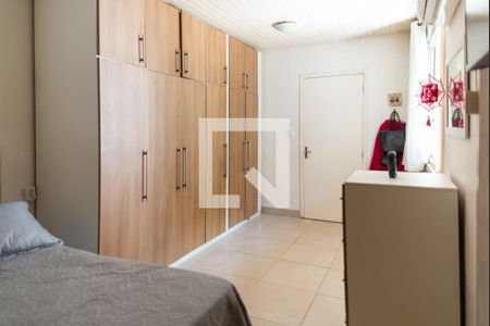 Casa à venda com 140m², 3 quartos e 2 vagas Casa à venda com 140m², 3 quartos e 2 vagasQuarto 3 - Suíte