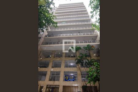 Apartamento para alugar com 145m², 4 quartos e 2 vagas Apartamento para alugar com 145m², 4 quartos e 2 vagasFachada