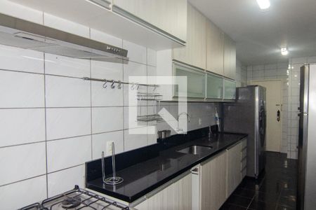 Apartamento para alugar com 145m², 4 quartos e 2 vagas Apartamento para alugar com 145m², 4 quartos e 2 vagasCozinha