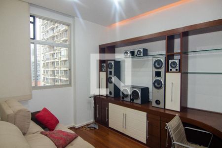 Quarto 1 de apartamento para alugar com 4 quartos, 145m² em Copacabana, Rio de Janeiro