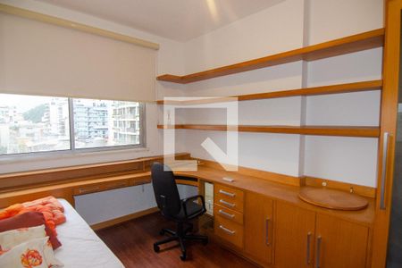 Apartamento para alugar com 145m², 4 quartos e 2 vagas Apartamento para alugar com 145m², 4 quartos e 2 vagasQuarto 2