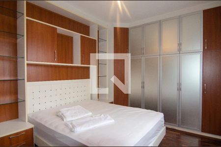 Apartamento para alugar com 145m², 4 quartos e 2 vagas Apartamento para alugar com 145m², 4 quartos e 2 vagasQuarto 4