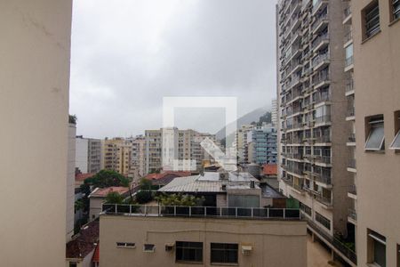 Apartamento para alugar com 145m², 4 quartos e 2 vagas Apartamento para alugar com 145m², 4 quartos e 2 vagasVista