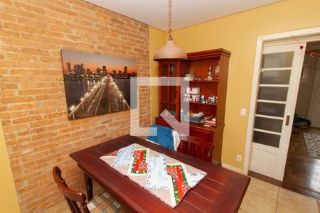Sala de Jantar de apartamento à venda com 2 quartos, 84m² em Rio Branco, Porto Alegre