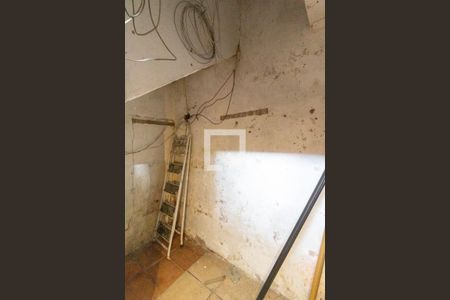 Casa à venda com 100m², 2 quartos e 2 vagas Casa à venda com 100m², 2 quartos e 2 vagasQuarto de serviço 2