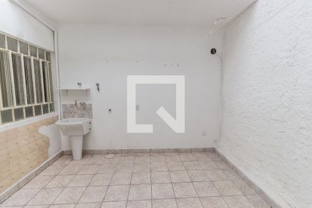 Casa à venda com 100m², 2 quartos e 2 vagas Casa à venda com 100m², 2 quartos e 2 vagasVista