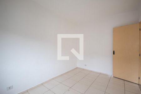 Quarto de casa para alugar com 1 quarto, 40m² em Vila Yolanda, Osasco