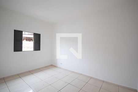 Quarto de casa para alugar com 1 quarto, 40m² em Vila Yolanda, Osasco