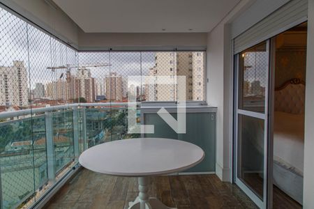 Apartamento à venda com 133m², 2 quartos e 2 vagasVaranda