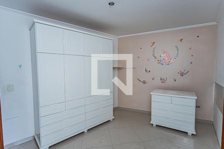 Casa à venda com 200m², 3 quartos e 4 vagas Casa à venda com 200m², 3 quartos e 4 vagasSuite 3