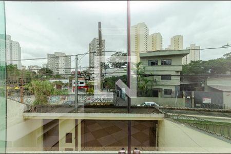 Sala - Janela de casa para alugar com 3 quartos, 200m² em Vila Primavera, São Paulo