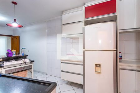 Casa à venda com 200m², 3 quartos e 4 vagas Casa à venda com 200m², 3 quartos e 4 vagasCozinha e copa