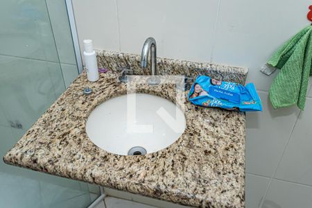 Casa à venda com 200m², 3 quartos e 4 vagas Casa à venda com 200m², 3 quartos e 4 vagasBanheiro suite 2