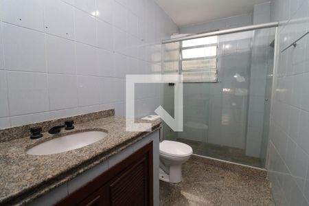 Banheiro da Suíte de apartamento para alugar com 3 quartos, 130m² em Jardim Guanabara, Rio de Janeiro