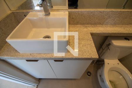 Apartamento à venda com 34m², 2 quartos e sem vaga Apartamento à venda com 34m², 2 quartos e sem vagaBanheiro