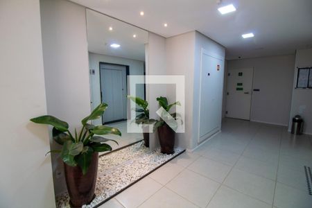 Apartamento à venda com 34m², 2 quartos e sem vaga Apartamento à venda com 34m², 2 quartos e sem vagaHall social