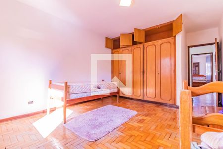 Quarto 1 de casa para alugar com 2 quartos, 120m² em Vila Guarani (z Sul), São Paulo