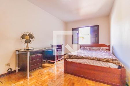 Quarto 2 de casa para alugar com 2 quartos, 120m² em Vila Guarani (z Sul), São Paulo