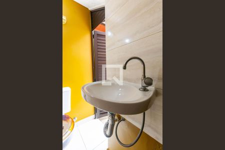 Casa à venda com 248m², 3 quartos e 3 vagasBanheiro Externo