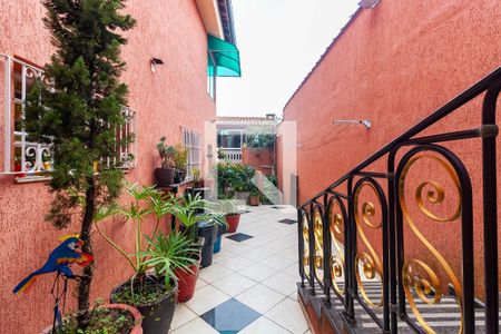 Casa à venda com 248m², 3 quartos e 3 vagasQuintal