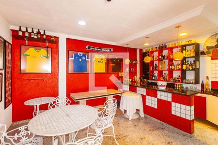 Casa à venda com 248m², 3 quartos e 3 vagasBar