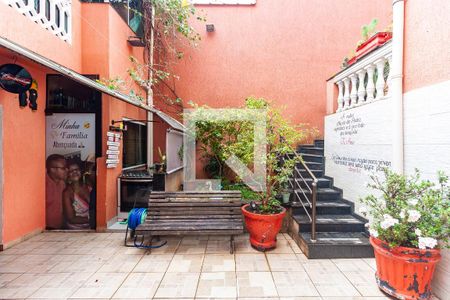 Casa à venda com 248m², 3 quartos e 3 vagasQuintal