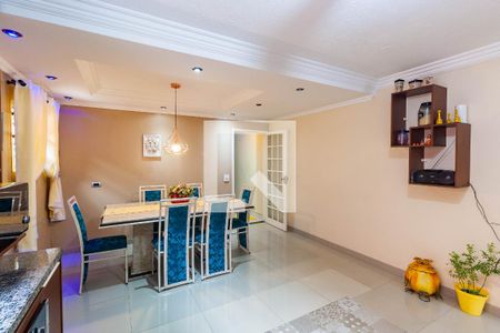 Casa à venda com 248m², 3 quartos e 3 vagasCozinha