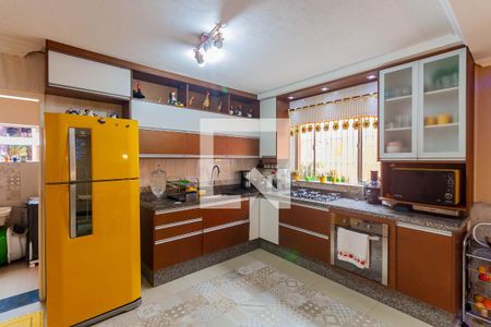 Casa à venda com 248m², 3 quartos e 3 vagasCozinha