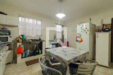 Casa à venda com 300m², 3 quartos e 5 vagas Casa à venda com 300m², 3 quartos e 5 vagasCozinha