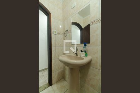 Casa à venda com 300m², 3 quartos e 5 vagas Casa à venda com 300m², 3 quartos e 5 vagasBanheiro