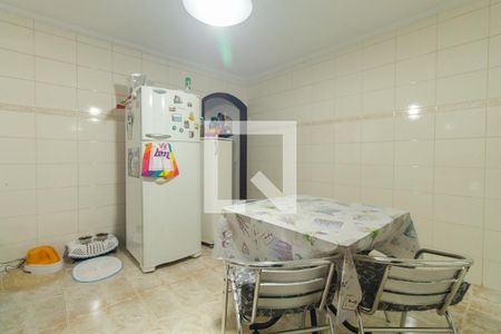 Casa à venda com 300m², 3 quartos e 5 vagas Casa à venda com 300m², 3 quartos e 5 vagasCozinha