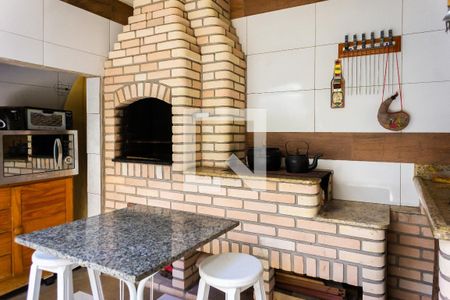 Casa à venda com 260m², 3 quartos e 2 vagasChurrasqueira