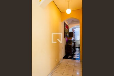 Casa à venda com 260m², 3 quartos e 2 vagasCorredor