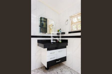 Casa à venda com 260m², 3 quartos e 2 vagasBanheiro da Suíte