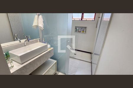 Apartamento para alugar com 100m², 2 quartos e 1 vagaBanheiro da Suíte