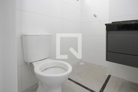 Casa à venda com 107m², 2 quartos e 1 vaga Casa à venda com 107m², 2 quartos e 1 vagaBanheiro
