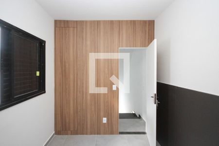 Casa à venda com 107m², 2 quartos e 1 vaga Casa à venda com 107m², 2 quartos e 1 vagaQuarto